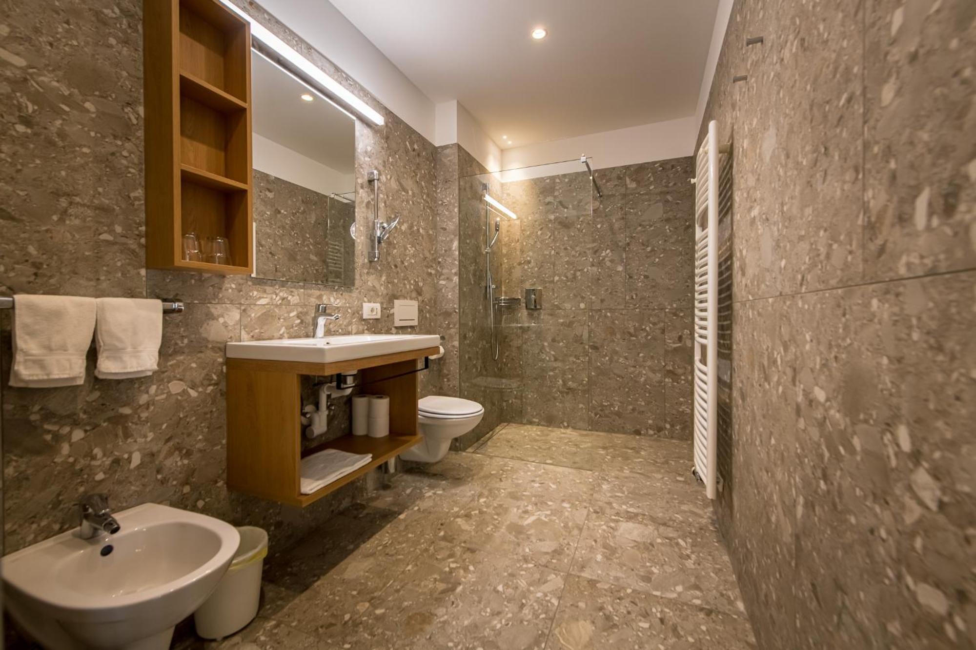 Hotel Taufers Molini di Tures Esterno foto