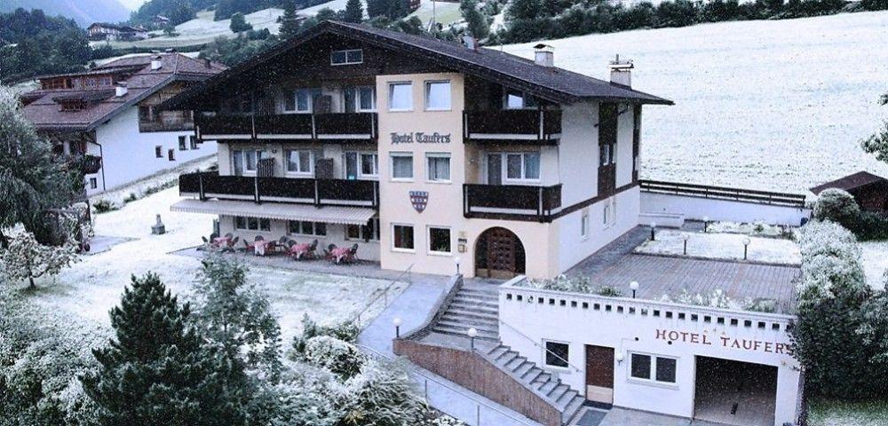 Hotel Taufers Molini di Tures Esterno foto