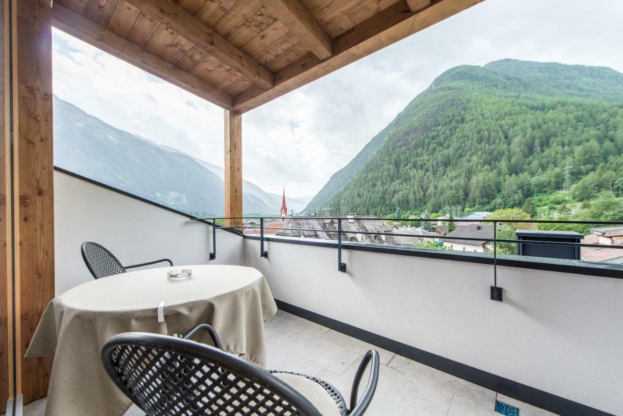 Hotel Taufers Molini di Tures Esterno foto